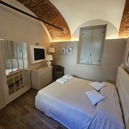 Bilocale In Centro Storico! Apartment Alba  Exterior photo