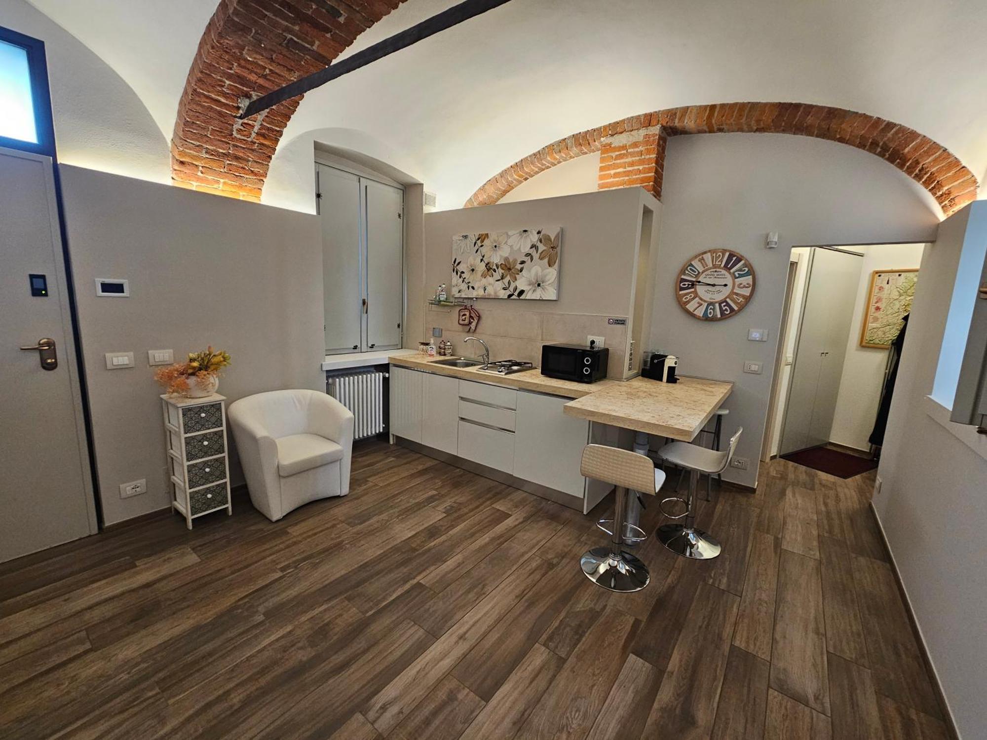 Bilocale In Centro Storico! Apartment Alba  Exterior photo